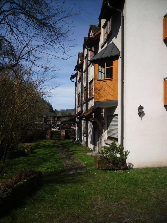 Pension - Gaestehaus Zum Pfaelzerwald Hinterweidenthal Экстерьер фото