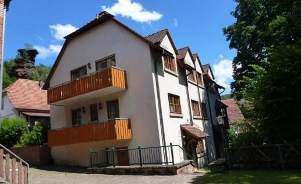 Pension - Gaestehaus Zum Pfaelzerwald Hinterweidenthal Экстерьер фото