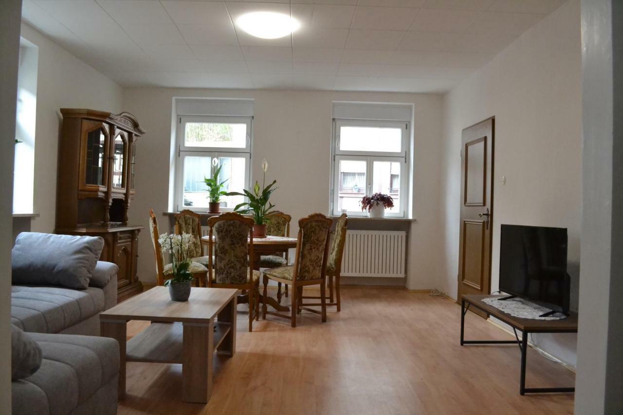 Pension - Gaestehaus Zum Pfaelzerwald Hinterweidenthal Экстерьер фото