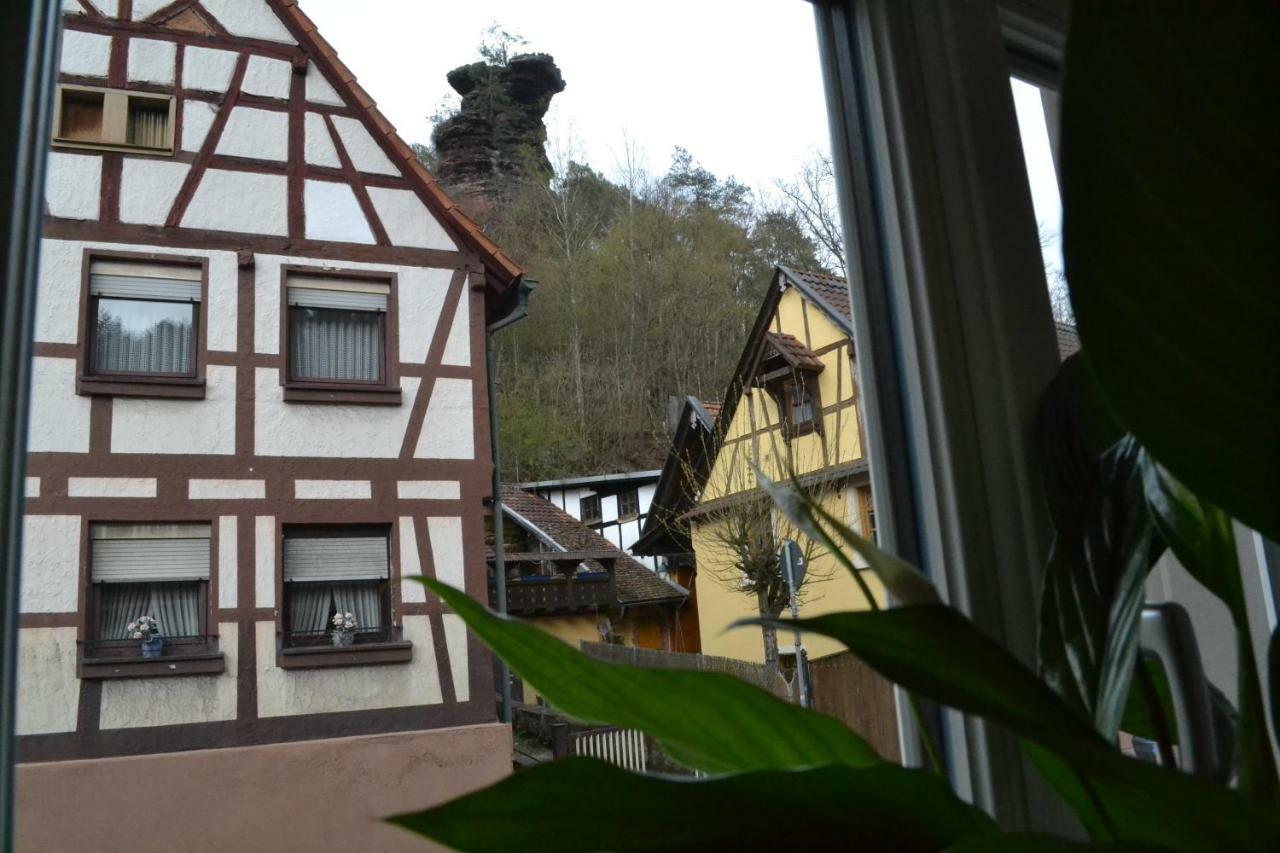 Pension - Gaestehaus Zum Pfaelzerwald Hinterweidenthal Экстерьер фото